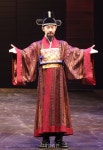 서영주, 카리스마를 풍기며