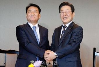 이재명 민주당 대표, 이광재 전 국회사무총장과 회동