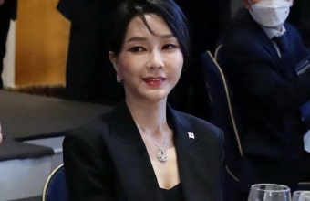 김건희 여사 6천만원 목걸이, 통일교와 관련 있나…건진법사 