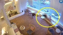 “여기가 모텔이냐” 카페 진상커플 19금 자세 공개한 사장