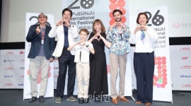 '콘티넨탈 '25', 시대를 초월한 사회적 비극을 현재의 언어로 [26th JIFF]