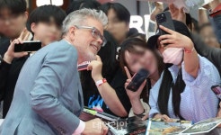 크리스토퍼 맥쿼리 감독 