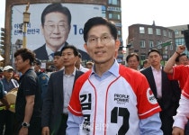 [현장] 이재명과는 다르다…진주·사천·창원·밀양 살리기 나선 김문수