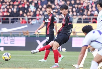 홈 6G 연속 무승→레전드 기성용과 결별, 들끓는 서울 팬심