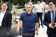 김건희 특검 조사 출석하는 명태균
