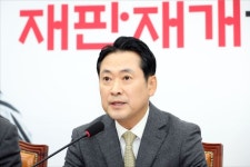 장동혁 대장동 항소 포기, 히틀러 망령인가…재명이네 가족만 살아