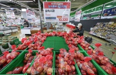 고환율·AI 겹치며 축산물 가격 ‘상승’…계란값이 최대 변수