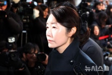 [속보] '1억 공천헌금 의혹' 강선우, 경찰 조사 약 21시간 만에 종료