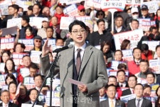'1억 공천 헌금 ' 강선우·김경 구속영장에…주진우 