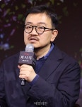 체급 가로지르는 연상호…블록버스터 ‘군체’·저예산 ‘실낙원’ 독자적 행보 [D:영화 뷰]