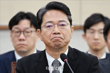 민주당 법사위원들, 청문회 종료 다음날 