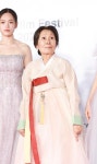 김혜자, 곱디고운 한복 차려입고 [31th BIFF]
