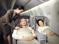 아시아나,  기내 숙면서비스 제공