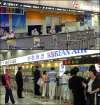 [현장르포] 조종사 파업 3일, 김포공항을 가다