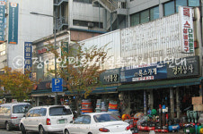 청계천 옆 ‘청계천’ 골목을 걸으며