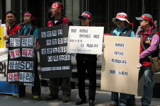 ‘무노조 노동탄압’ 삼성에 싸움을 걸다