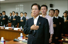 [인물탐구] 국세청 '명예 지킴이' 한상률 조사국장