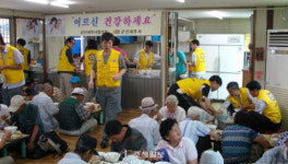 군산세무서, 지역세무사협의회와 무료급식 봉사활동