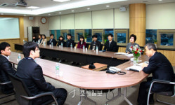 이현동 국세청장, 파주세무서 방문 부가세신고 상황점검