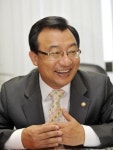 이정현, 김재원 가지치기? 