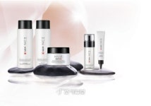 이마트, 가격 거품 뺀 화장품 브랜드 H.U.Z 선보여