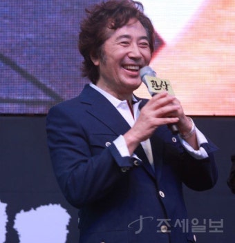 백윤식 연인, 오후 2시 폭로성 기자회견 자청 '깜짝'