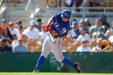 추신수 홈런, 이적 후 처음…몸 풀린 추추트레인