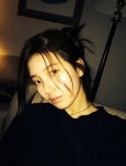 수지 올블랙 셀카, 민낯 자신감 뽐낸 자연 미인