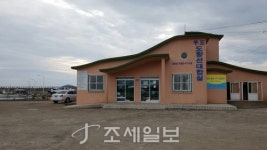 구석구석 슬로슬로 제주도 도보여행 (28) 30여 종 철새손님 맞는 하도리 포구…해안 길 걷다보면 종달리 아름다운 풍광에 넋 잃어