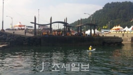 구석구석 슬로슬로 제주도 도보여행 (37) 거믄여~쇠소깍 기암괴석 감탄사 절로…보목포구 자리회 군침 꼴깍