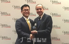  KB국민은행, 글로벌 파이낸스 선정 2년연속 최우수 PB은행 수상