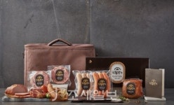  CJ제일제당,    최고급 수제햄 THE더 건강한 블랙라벨 선물세트 한정 판매