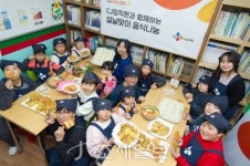 CJ그룹의 나눔 철학을 바탕으로 전국 4,600여개 공부방과 지역아동센터 후원 CJ그룹...임직원 500여명, 전국 공부방 찾아 봉사활동 펼쳐