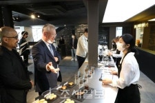 NH투자증권, 압구정 로데오거리에 문화다방 오픈