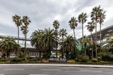 제주공항, 강풍에 항공기 약 100편 결항…방문 전 확인하세요