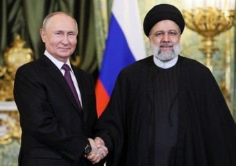 중동 중재자 자처하는 푸틴, 이란 대통령과 회담…