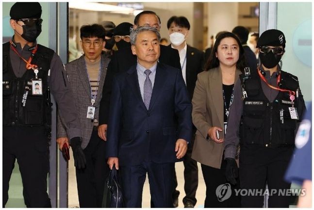 해병특검, 이종섭 전 국방부 장관 해외 도피 의혹 수사 심도화
