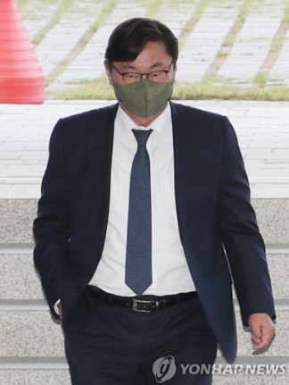 경찰, 경기도 평화부지사 술자리 회유 의혹 현장조사 거부 사실로 수사 제압시도 어려움 (98자)