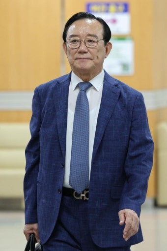 [속보] '울산시장 선거개입' 항소심 송철호 징역 6년·황운하 징역 5년 구형