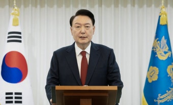 尹 탄핵 찬성 64%…'차기 선호도' 이재명 32% 김문수 8% 한동훈 6% [한국갤럽]