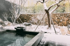 시름도 연기와 함께 싹..지금 딱 가기 좋은 온천여행지 5선