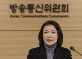 끝내 '2인 체제'로 EBS 사장 선임…野 