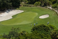 트럼프, 셧다운 위기에도 韓·日 재계 총수들과 마러라고 골프 회동
