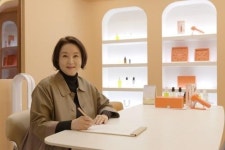 루체비타헬스케어 뷰티 디바이스 V-300, 전국 백화점 33개 매장 입점