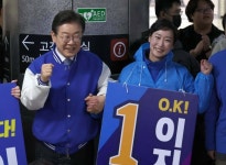 與이지은, 대변인직 사퇴...