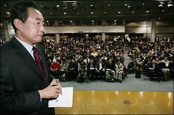 지방선거 후 바빠진 고건, 신당 조직 띄우는 이유는?