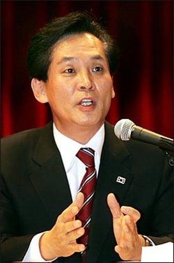 공성진 “한나라당 집권하면 다 뒤집히고 감옥간다”