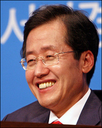 “중도포기 없다” 홍준표, 한나라당 경선구도에 파장