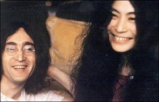 오노 요코, 존 레넌 히트곡 쓴 영화에 소송제기