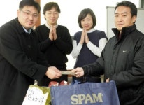 인천일보지회, 클린센터 접수물품 사회단체 전달